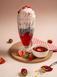Strawberry Faluda