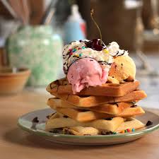 Waffle Triple Sundae